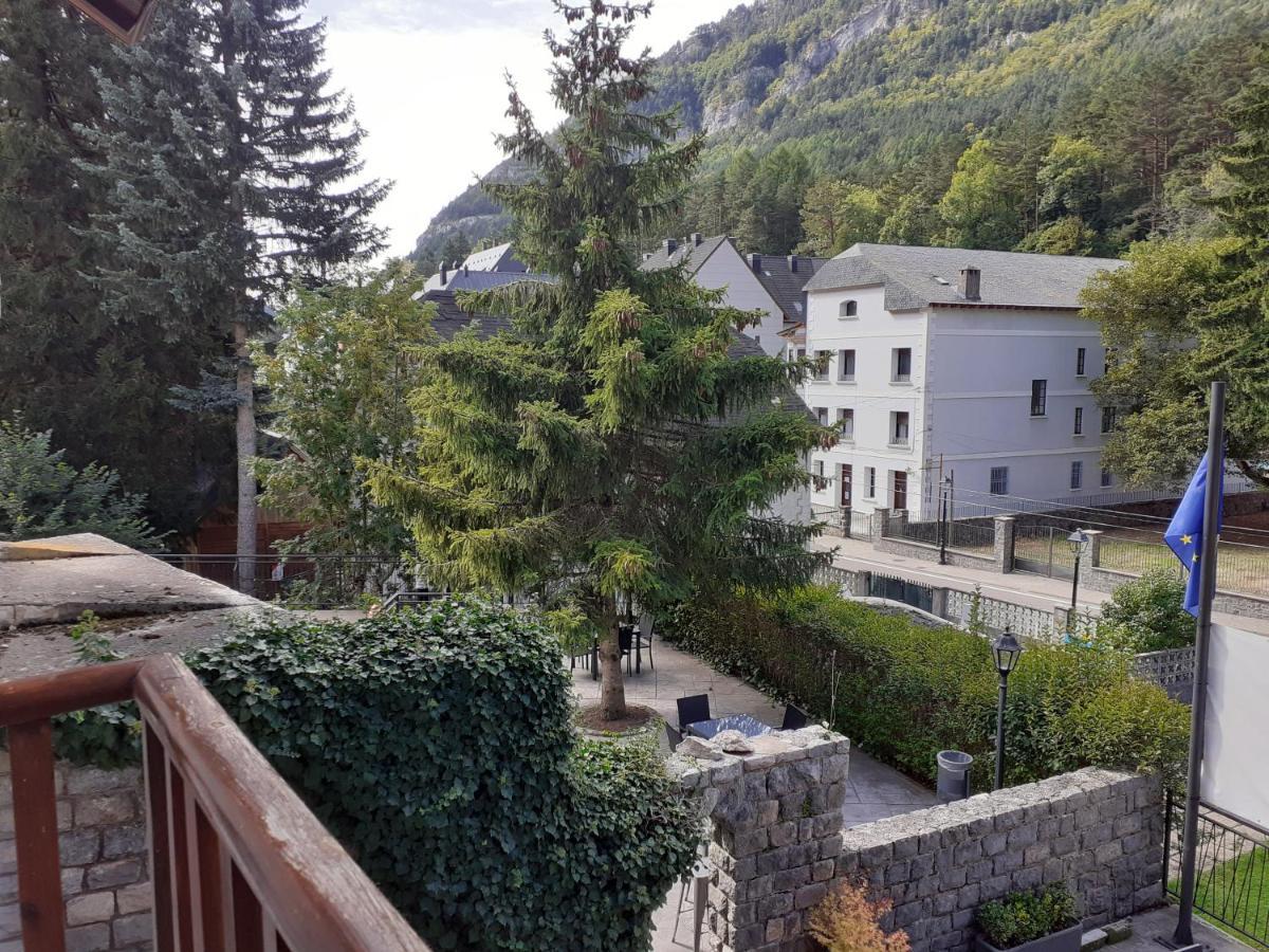 Hotel & Spa Real Villa Anayet Canfranc Exterior photo